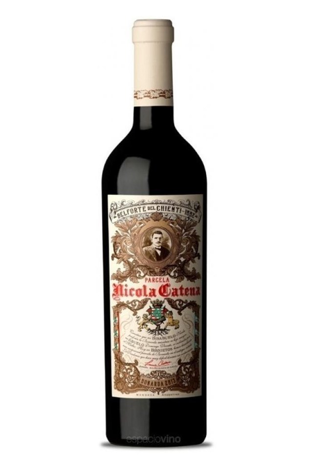 Botella de Nicola Bonarda — Laura Catena